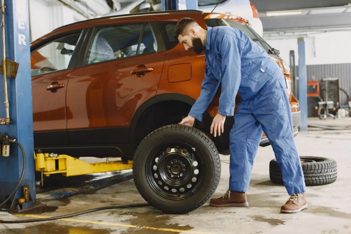 Bandenwissel bij Autobedrijf Van Dijk