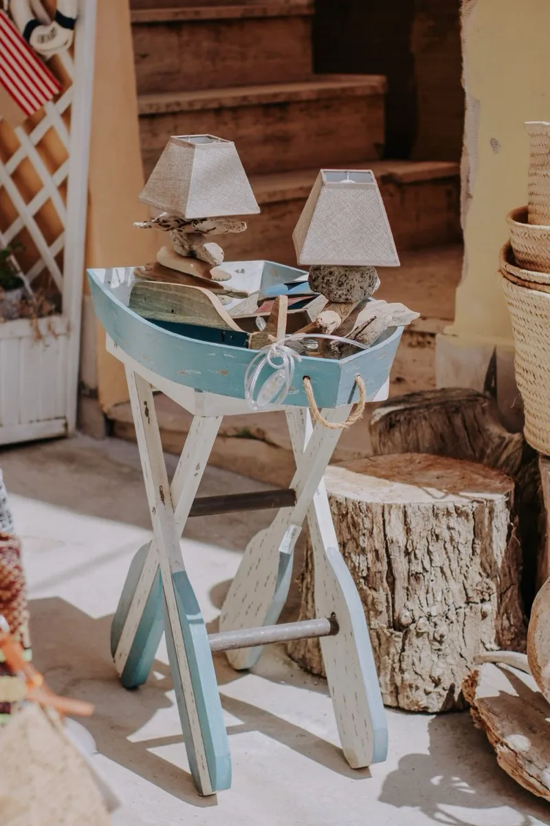 Handgemaakte houten stoel